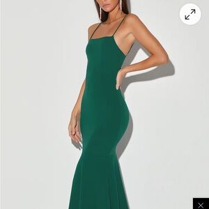 Tier and There Hunter Green Tiered Trumpet Dress
